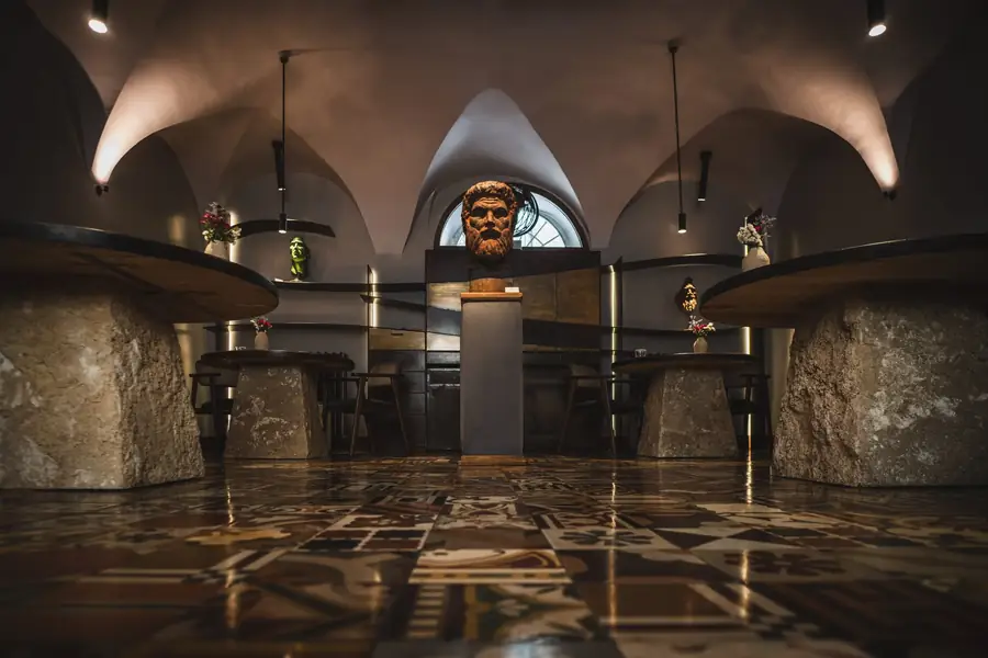Al Madrigale — the vaulted dining room